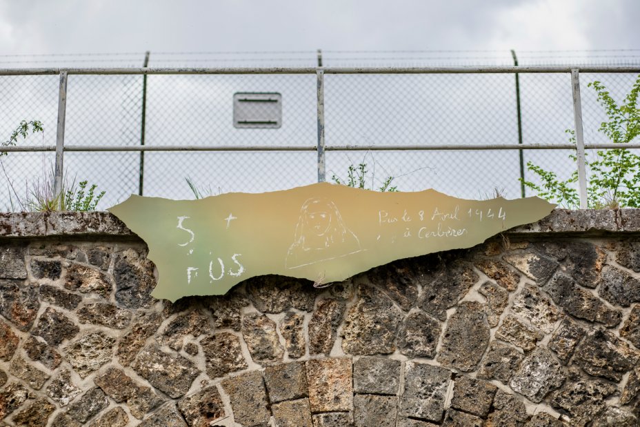 Oeuvre artistique Outre Nuit Chemsedinne Herriche fort de Romainville photo Nicolas Moulard