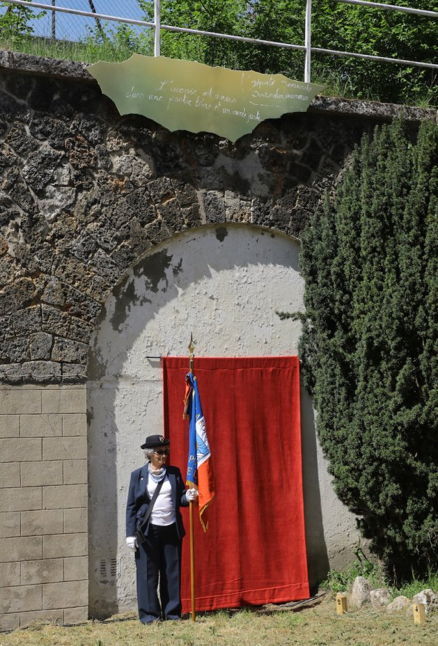 Inauguration parcours artistique Outre-Nuit au fort de Romainville (c) Sylvain Hitau