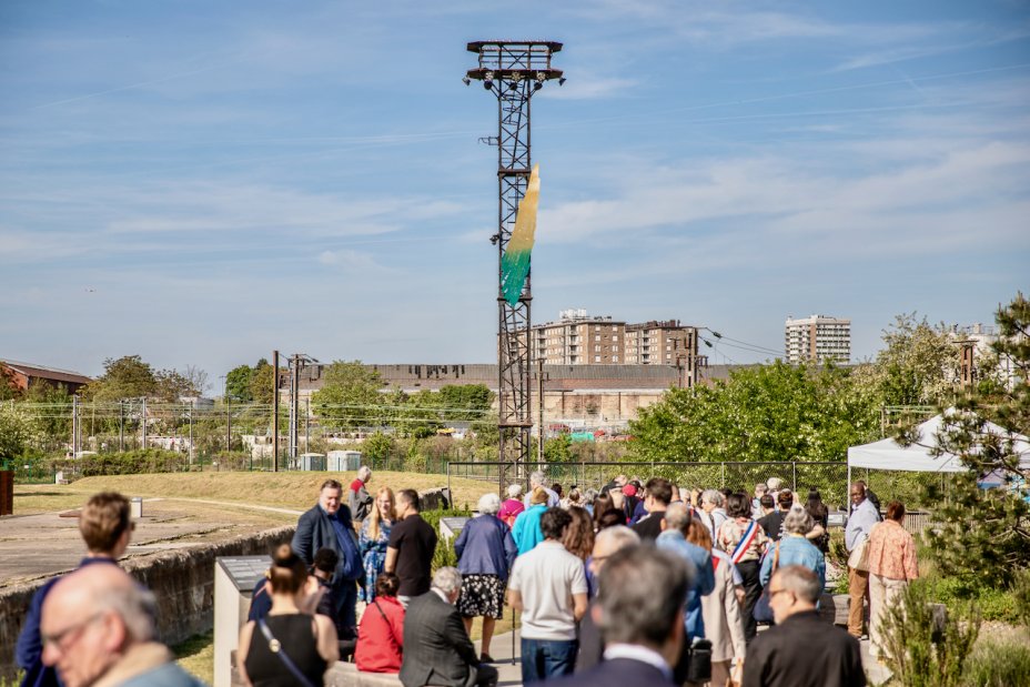 Inauguration parcours artistique Outre-Nuit � la gare de d�portation de Bobigny (c) Nicolas Moulard
