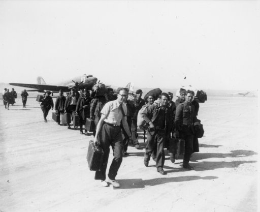 Return of prisoners and deportees to Le Bourget in September 1945